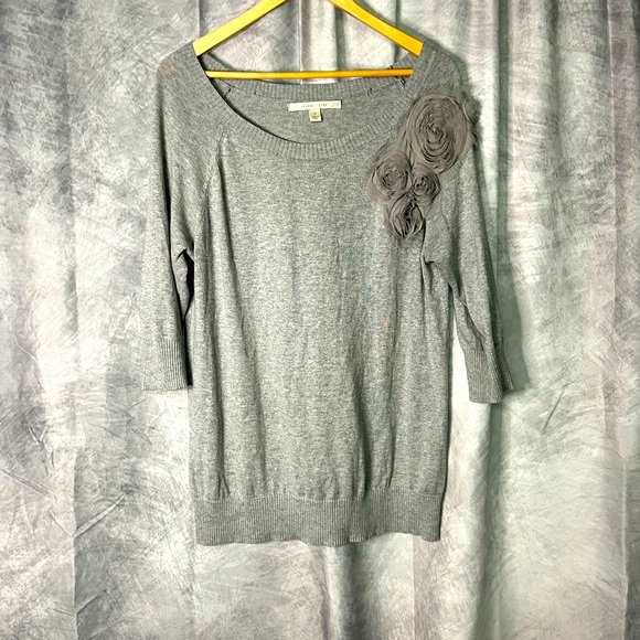 LC Lauren Conrad Sweaters - LC Lauren Conrad Gray Flower Appliqué Boat Neck 3/4 Sleeve Sweater - size Medium